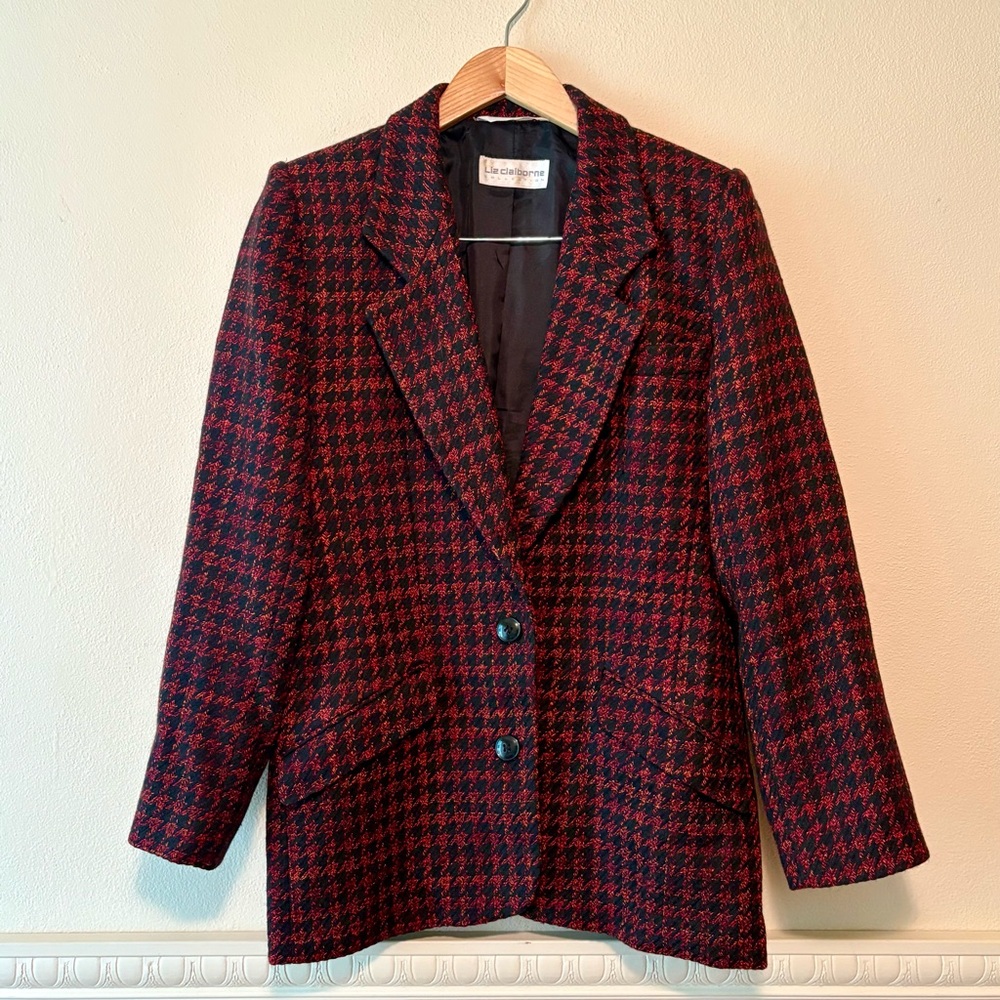 Vintage Liz Claiborne wool blend houndstooth blazer‎ in burgundy and black